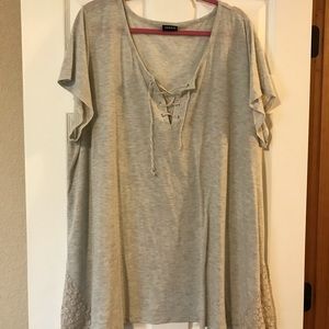 Light gray ribbed shirt